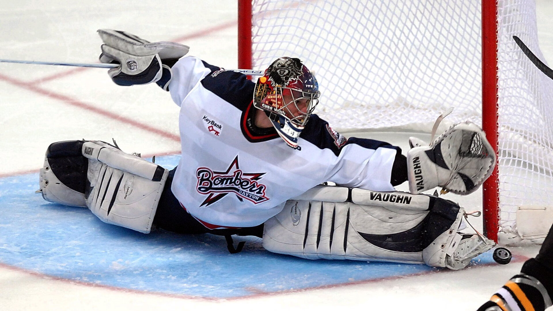 “滑轮赛：新兴选手以惊艳表现打破传统束缚”